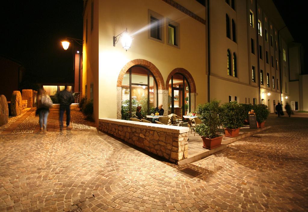 Hotel Le Macine Vittorio Veneto Exterior foto