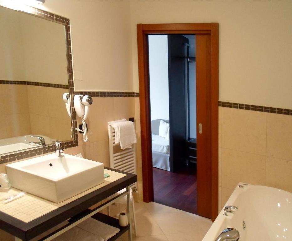 Hotel Le Macine Vittorio Veneto Habitación foto