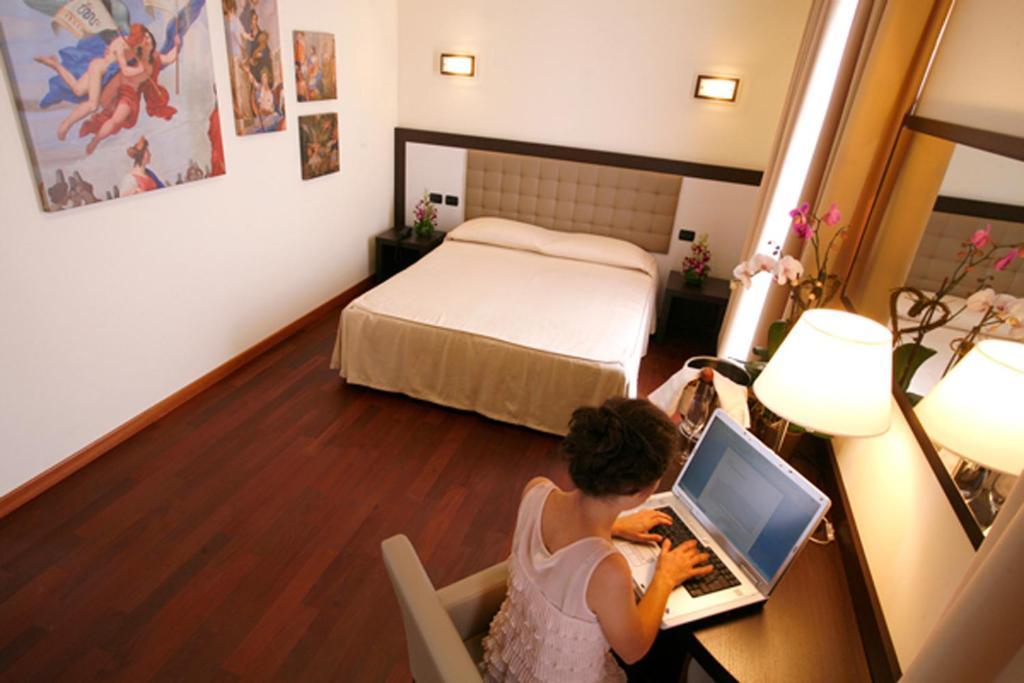 Hotel Le Macine Vittorio Veneto Habitación foto